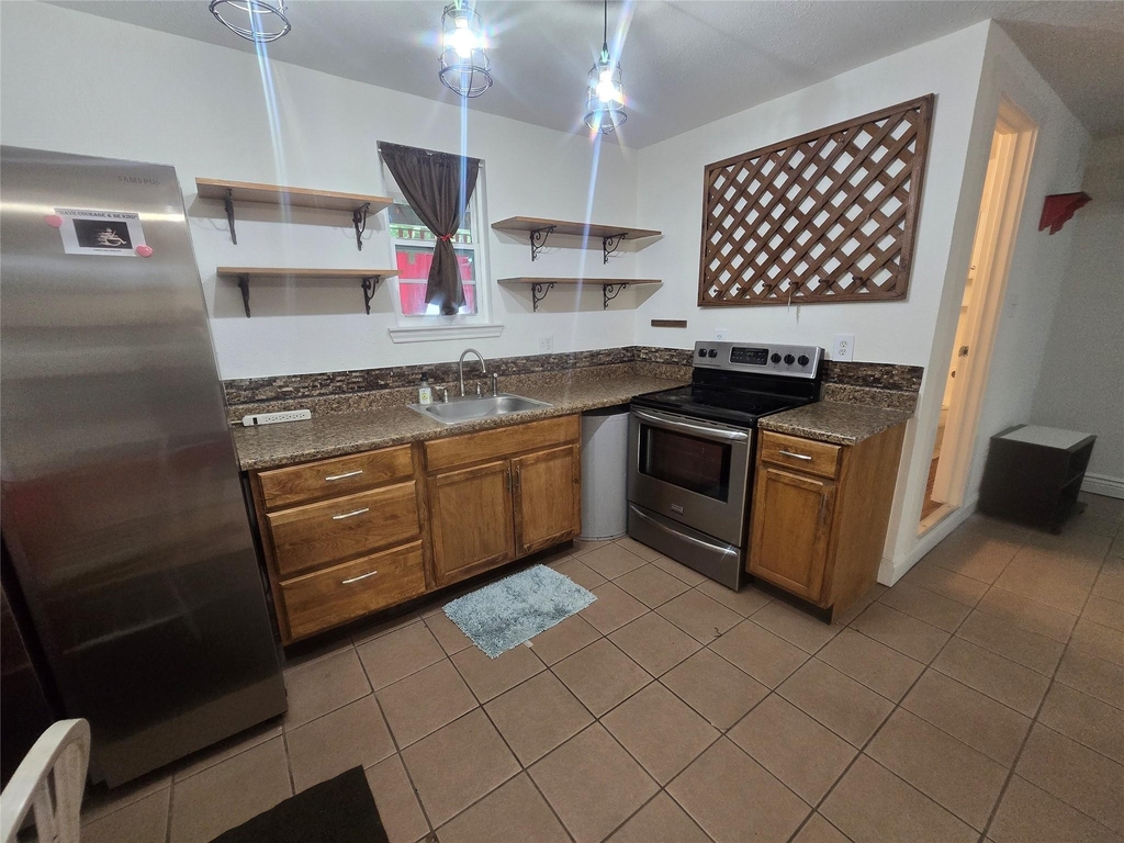 9802 Sagepike Drive - Photo 40