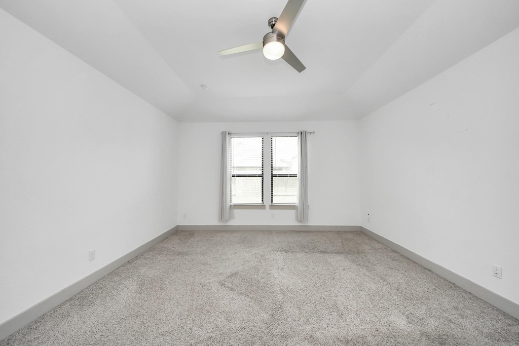 1567 Harvest Vine Court - Photo 33