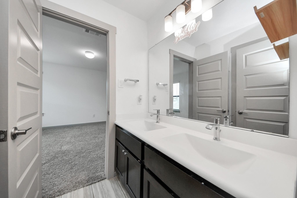1567 Harvest Vine Court - Photo 45