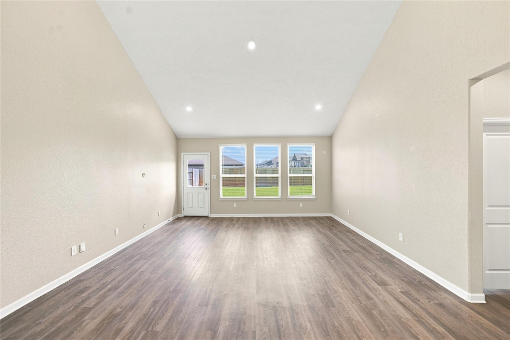 32311 Melbrooke Drive - Photo 7