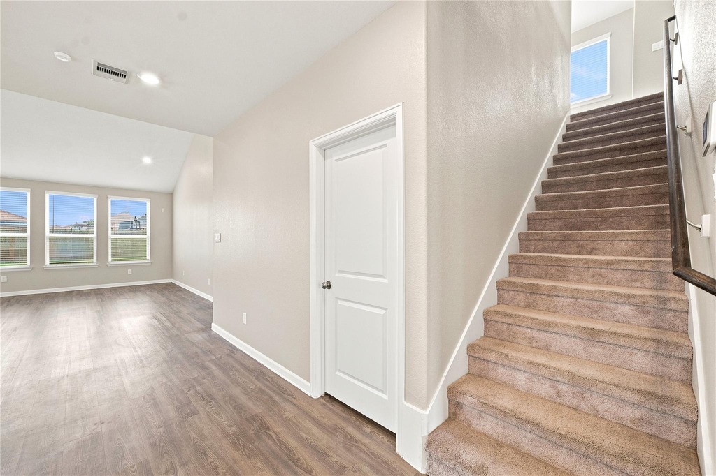 32311 Melbrooke Drive - Photo 15