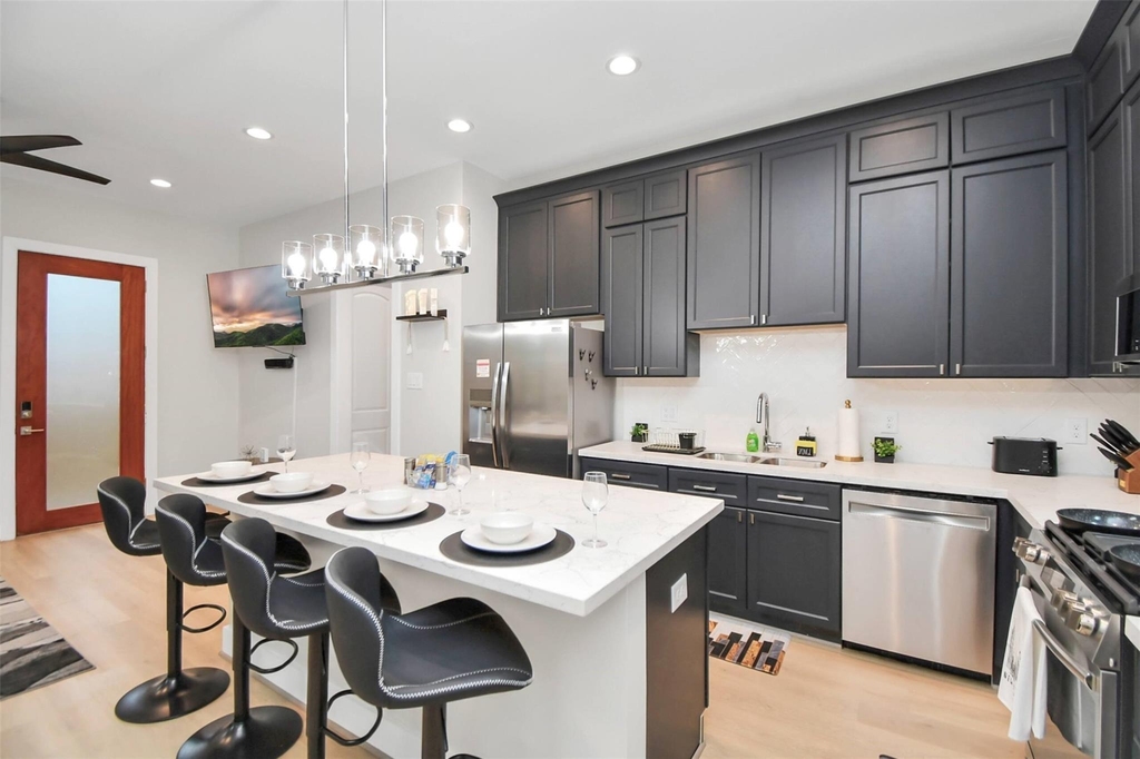 5718 Beall Street - Photo 3