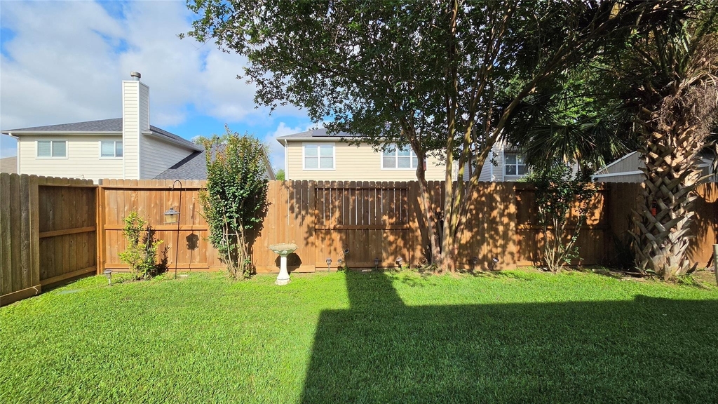 11047 Knobbley Oak Court - Photo 7