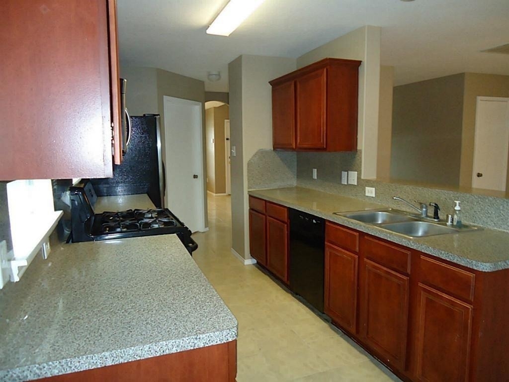 11047 Knobbley Oak Court - Photo 19