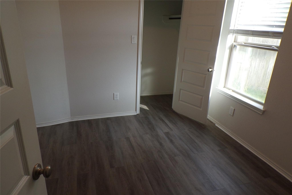 24978 Tidmor Lane - Photo 16