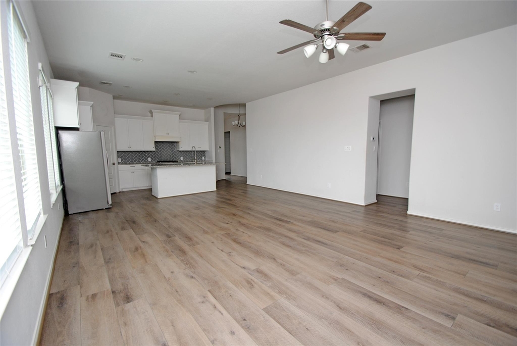 24978 Tidmor Lane - Photo 14