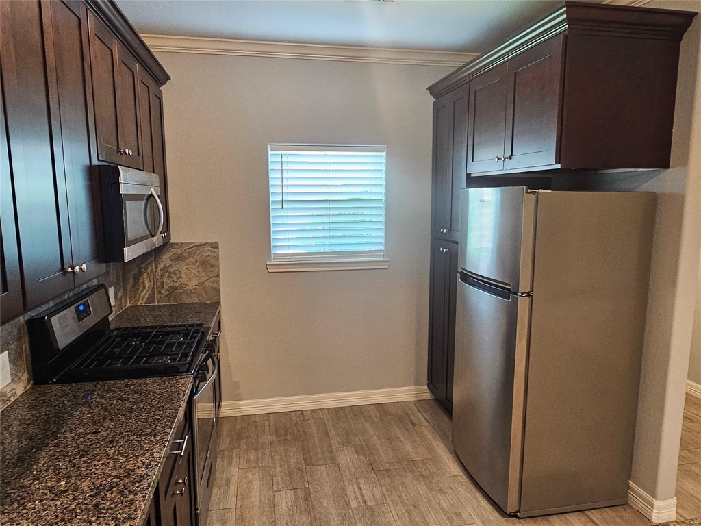 1201 Dutch Street - Photo 3