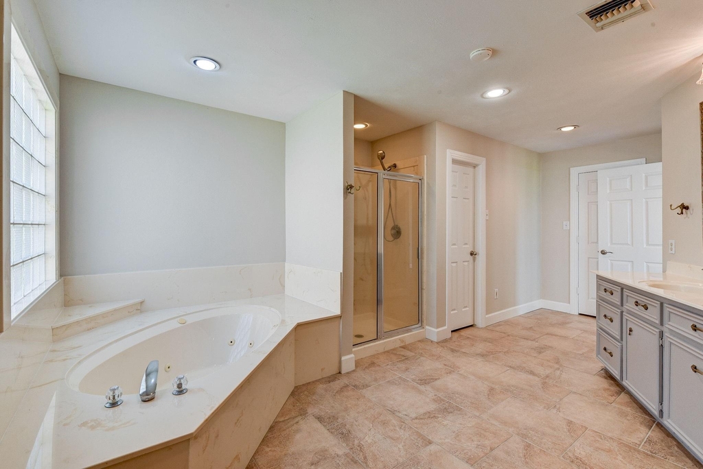 10045 Valley Drive S - Photo 24
