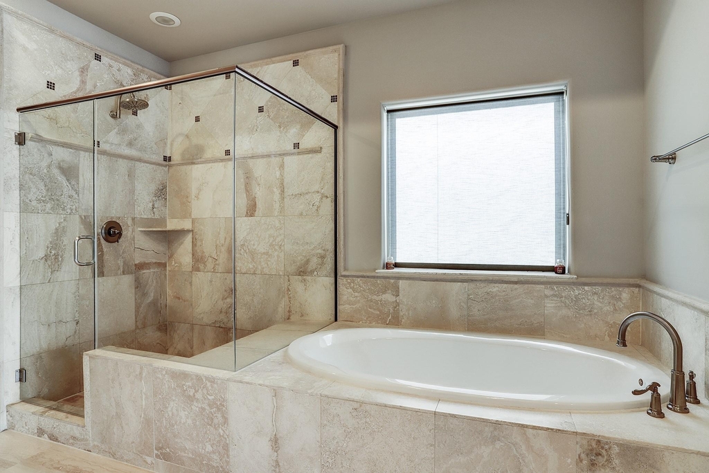10912 Wrenwood Park - Photo 18