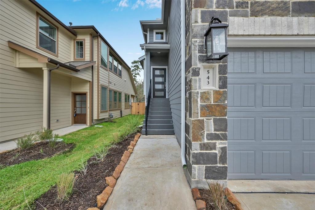 543 Longleaf Pine Drive - Photo 1