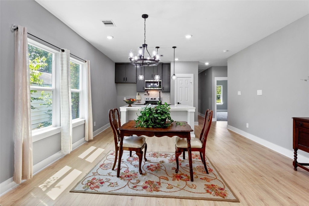 3220 Josephine Street - Photo 9