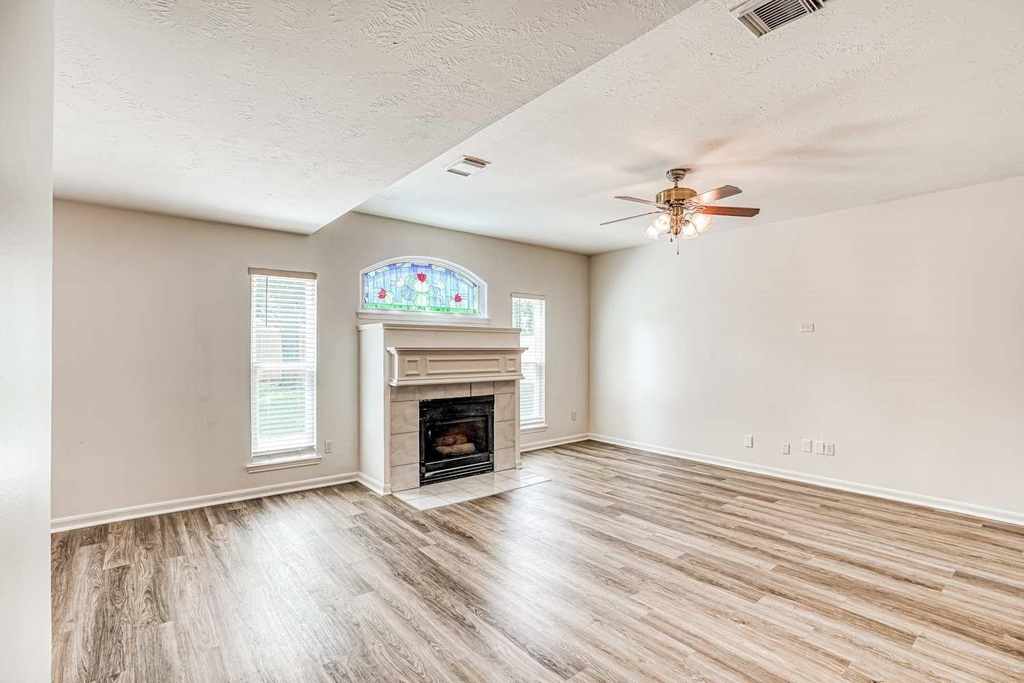 6935 Moss Boulder Drive - Photo 5