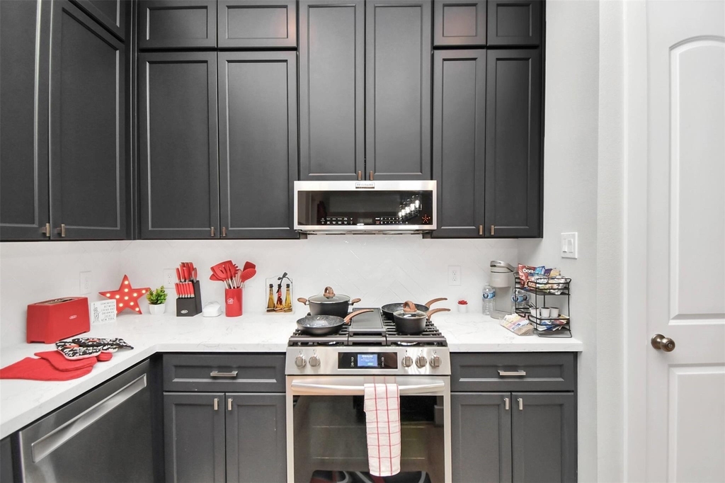 5718 Beall Street - Photo 7