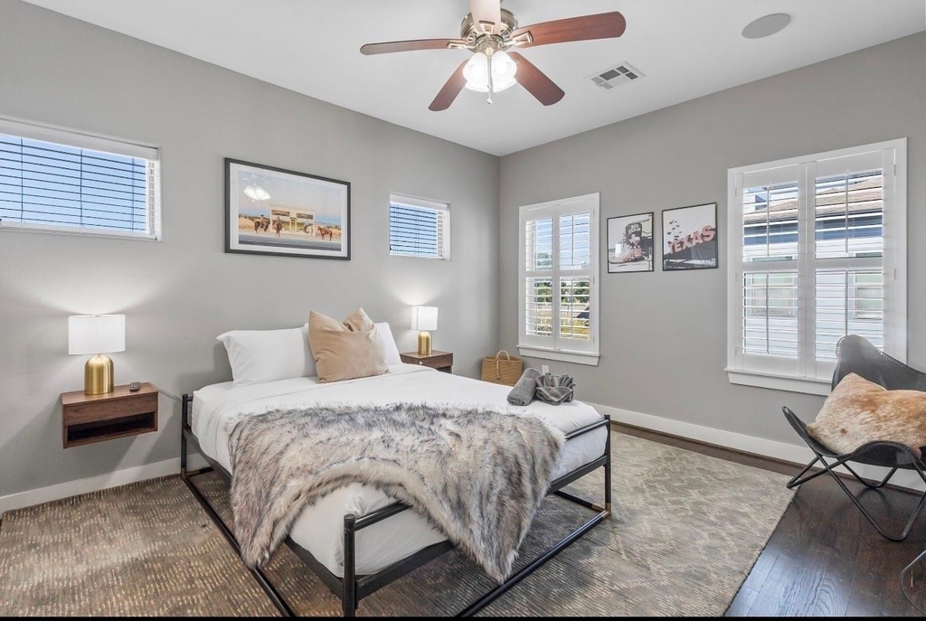 2911 Blodgett Street - Photo 16