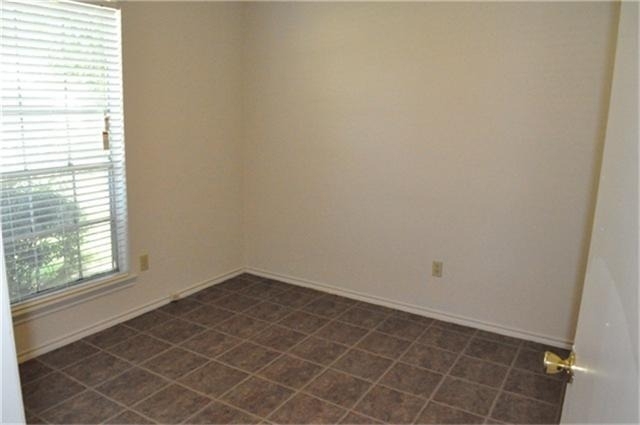 2119 Fountain Drive - Photo 11