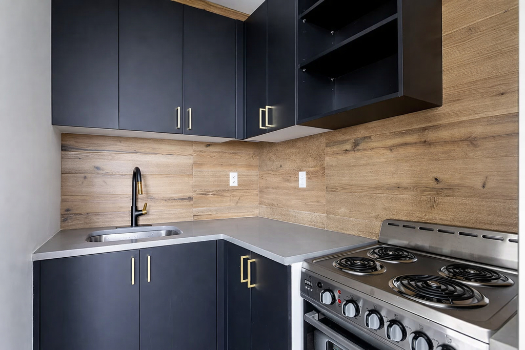 1667 Brooklyn Avenue - Photo 3