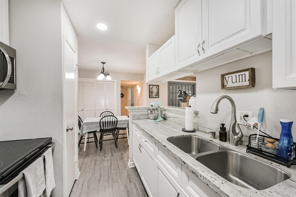 2121 Hepburn Street - Photo 15