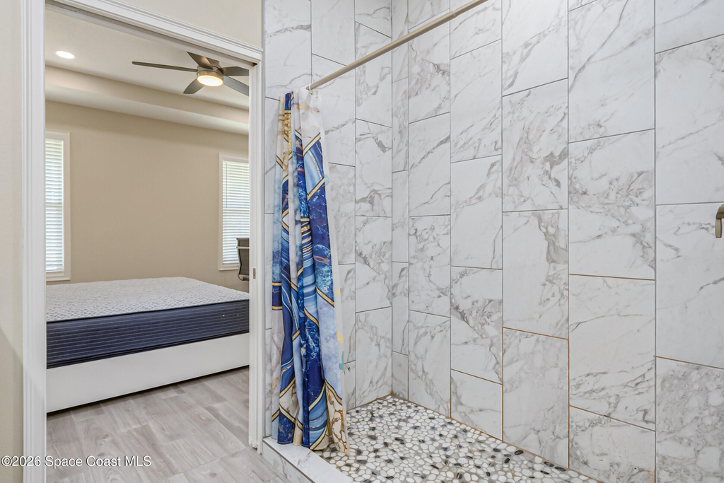209 E Avenue B - Photo 22