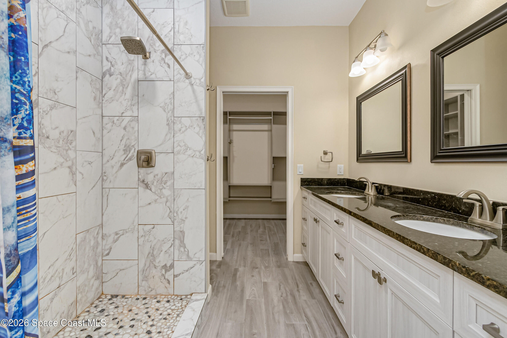 209 E Avenue B - Photo 21