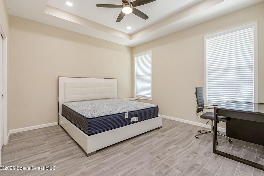 209 E Avenue B - Photo 18