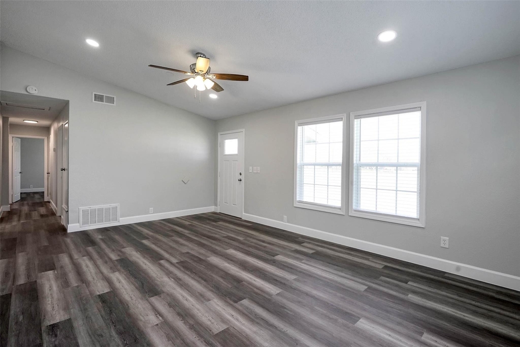 9 Becca Court - Photo 6