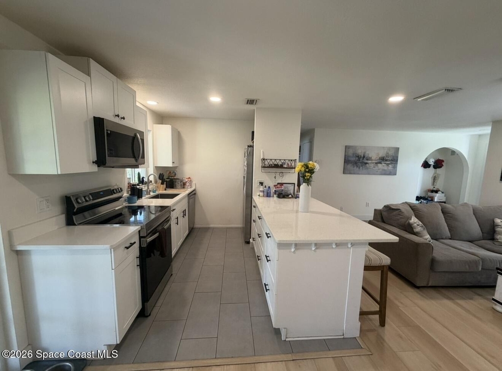 1820 Carlton Street - Photo 6