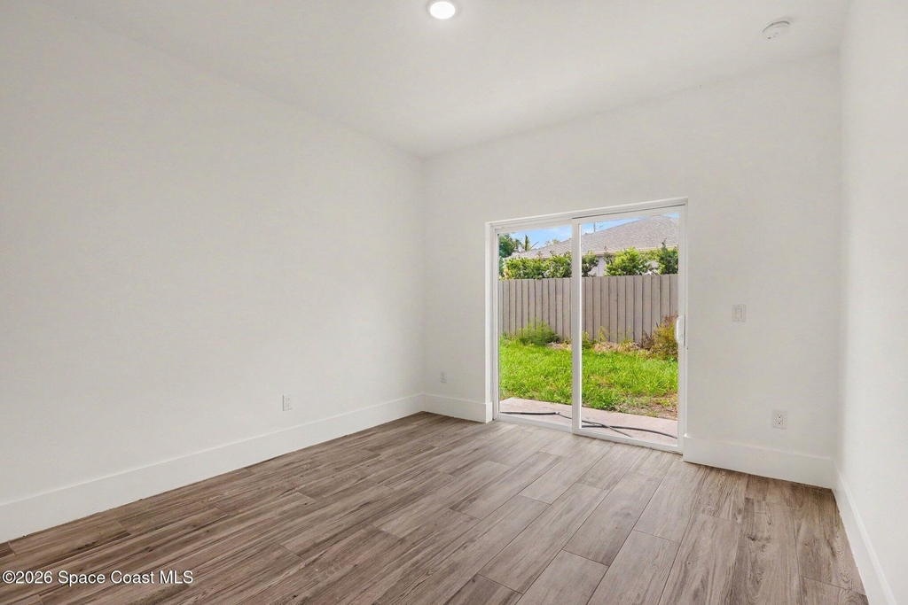 15 Travis Street - Photo 11