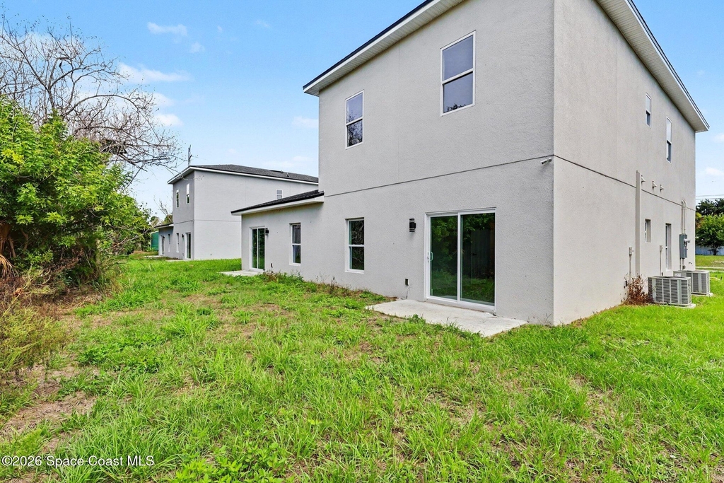 15 Travis Street - Photo 20