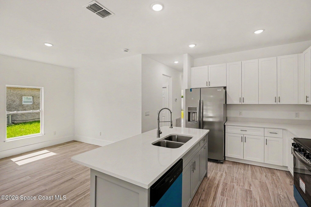 15 Travis Street - Photo 9
