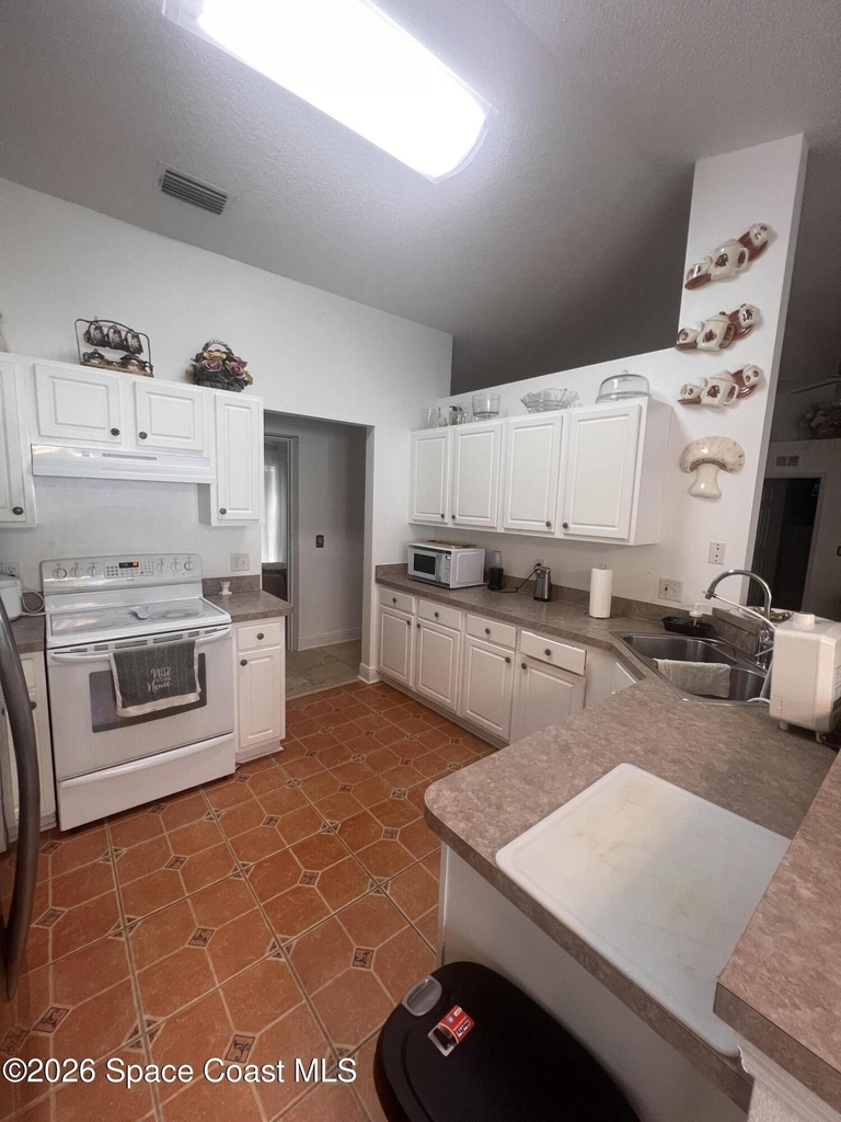 171 Chestnut Avenue Ne - Photo 7