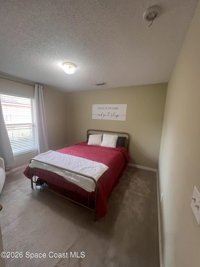 171 Chestnut Avenue Ne - Photo 2