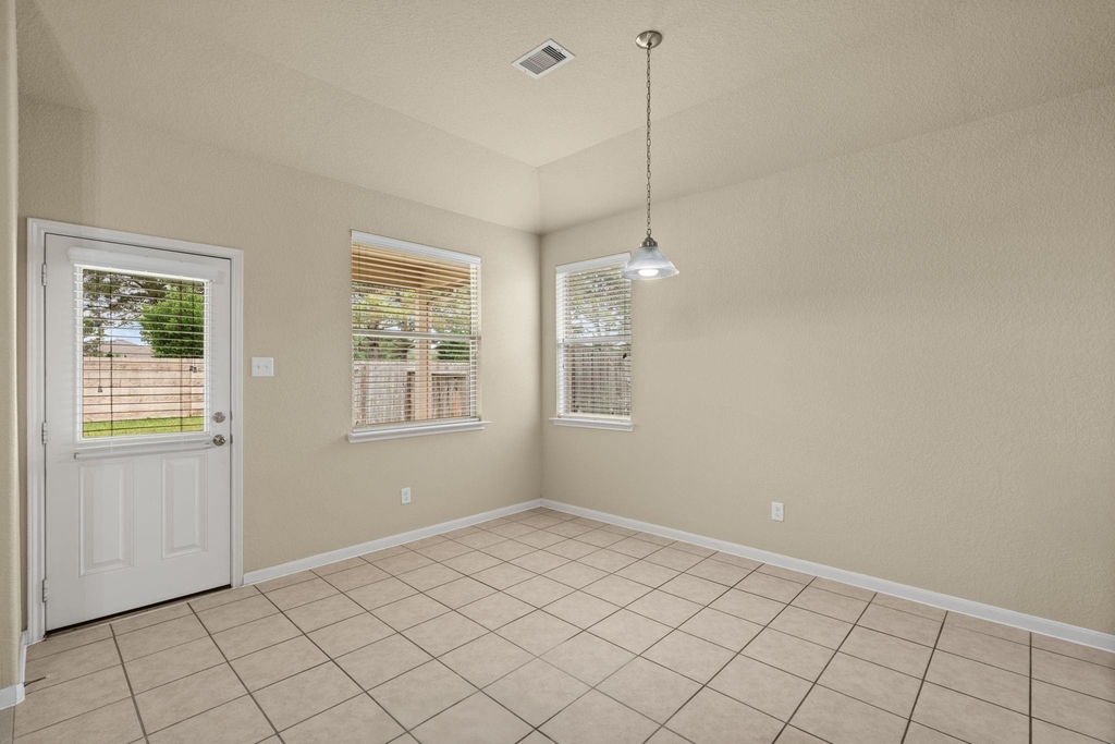 26350 Longview Creek Drive - Photo 6