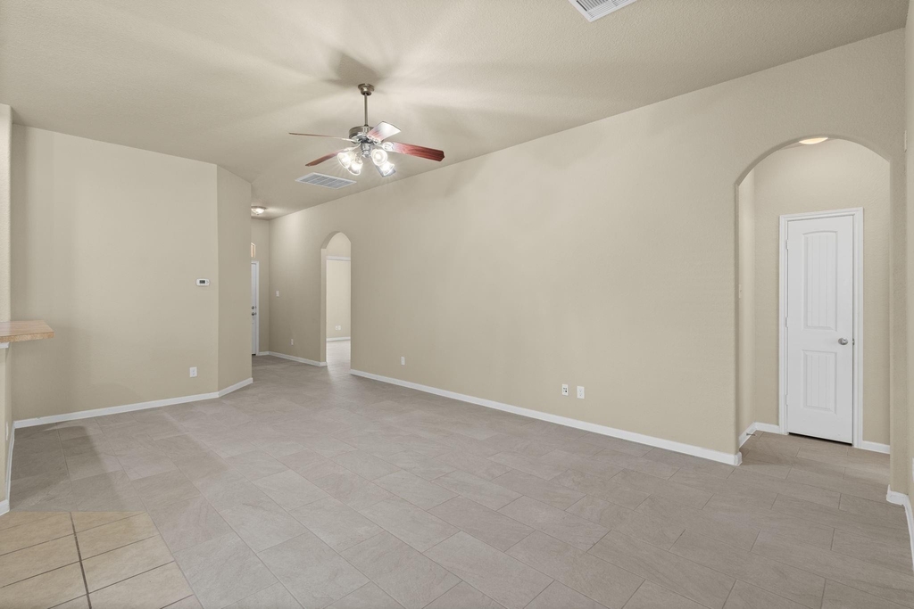 26350 Longview Creek Drive - Photo 4