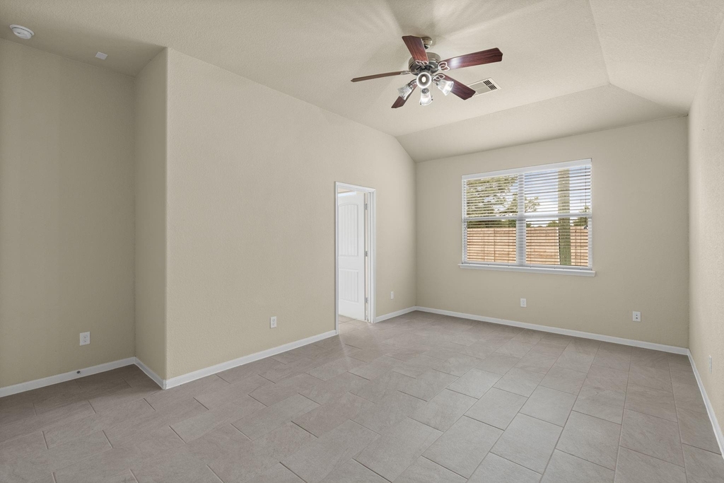 26350 Longview Creek Drive - Photo 11