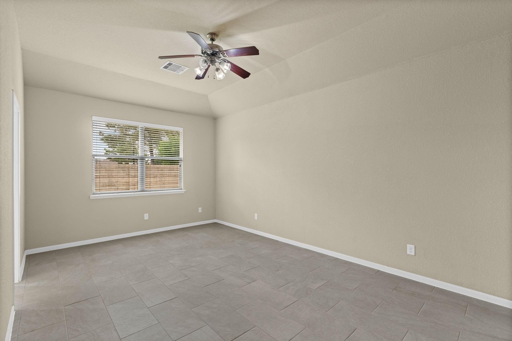 26350 Longview Creek Drive - Photo 10