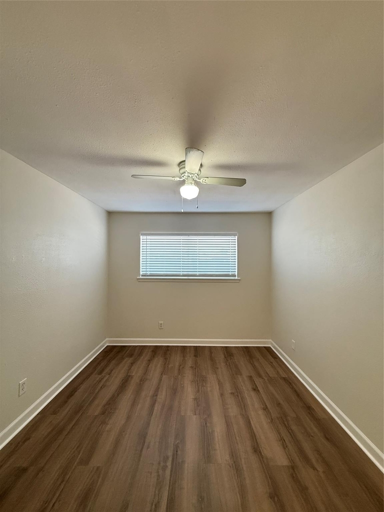 1141 N Durham Drive - Photo 9