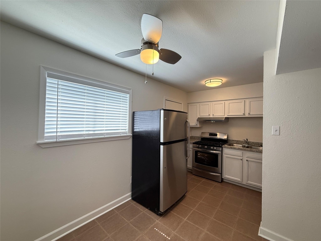 1141 N Durham Drive - Photo 7
