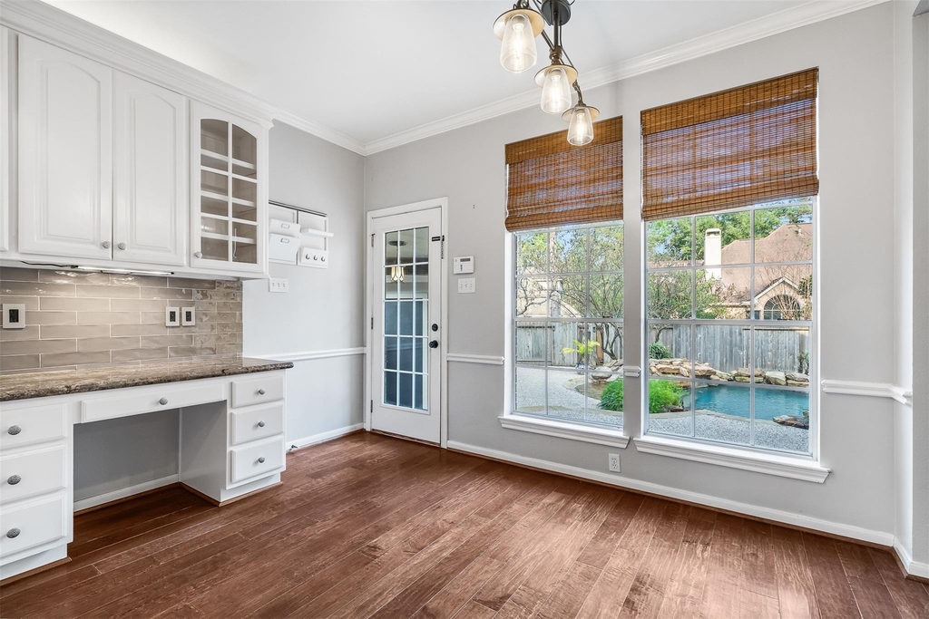 11 Winrock Place - Photo 24