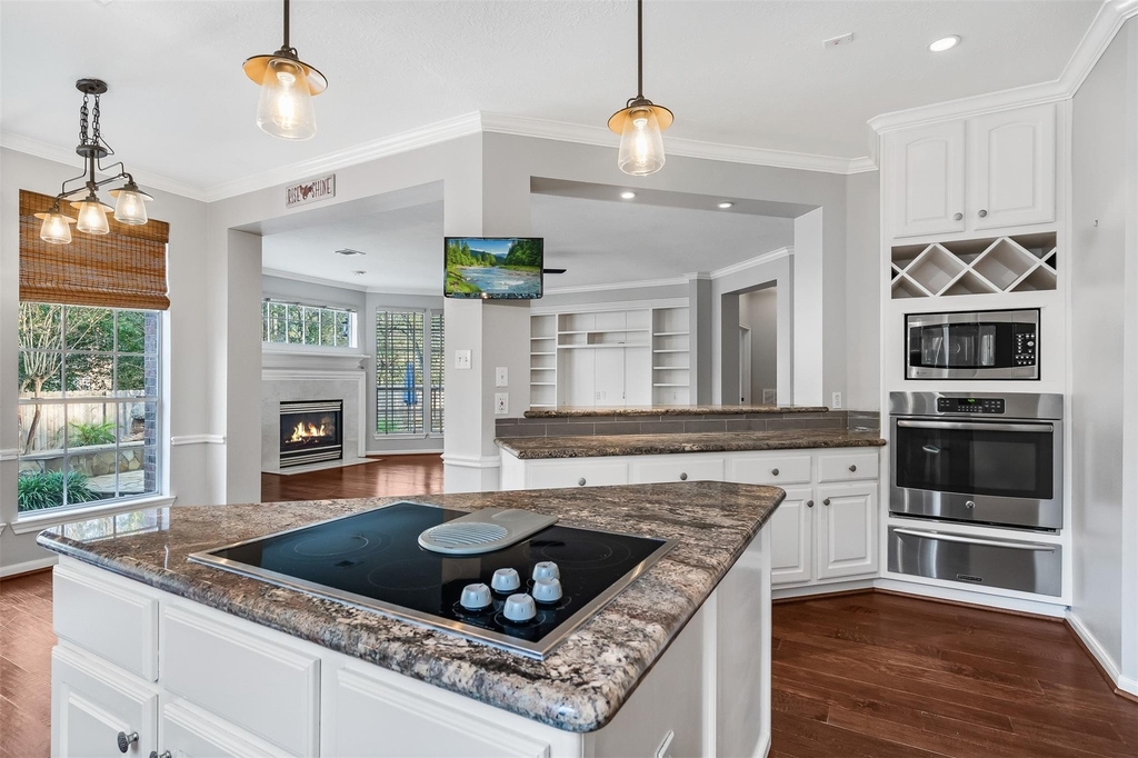 11 Winrock Place - Photo 6