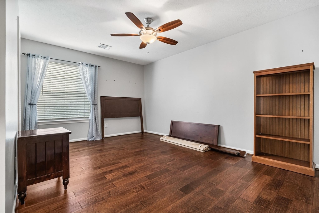 11 Winrock Place - Photo 18