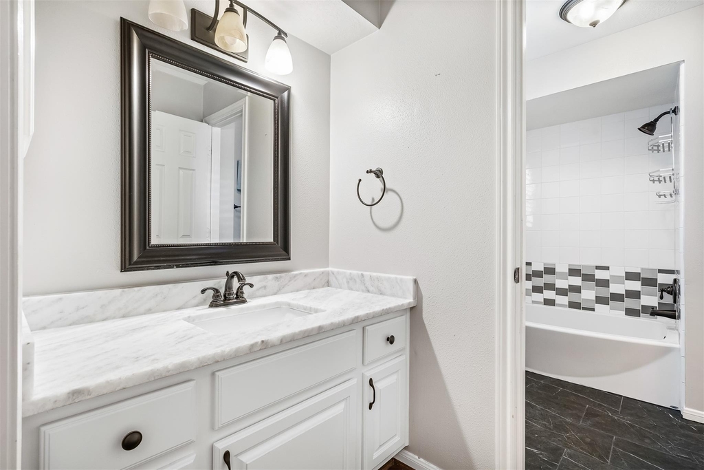 11 Winrock Place - Photo 20