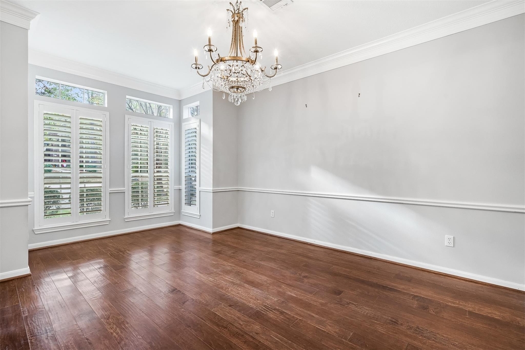 11 Winrock Place - Photo 13