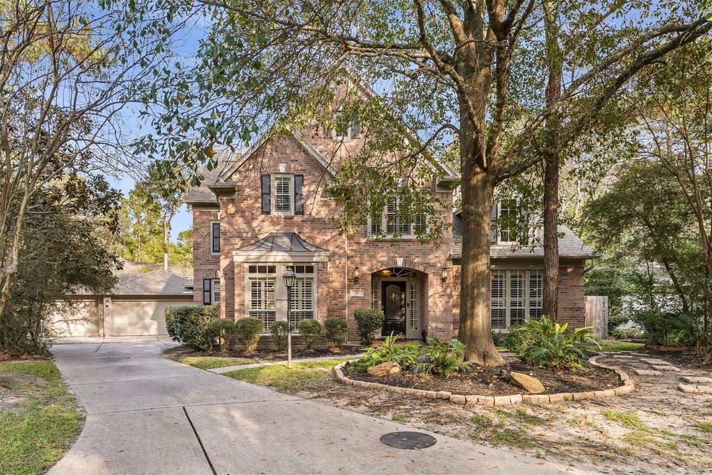 11 Winrock Place - Photo 16