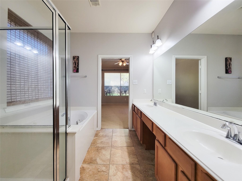24502 Evangeline Springs Lane - Photo 15