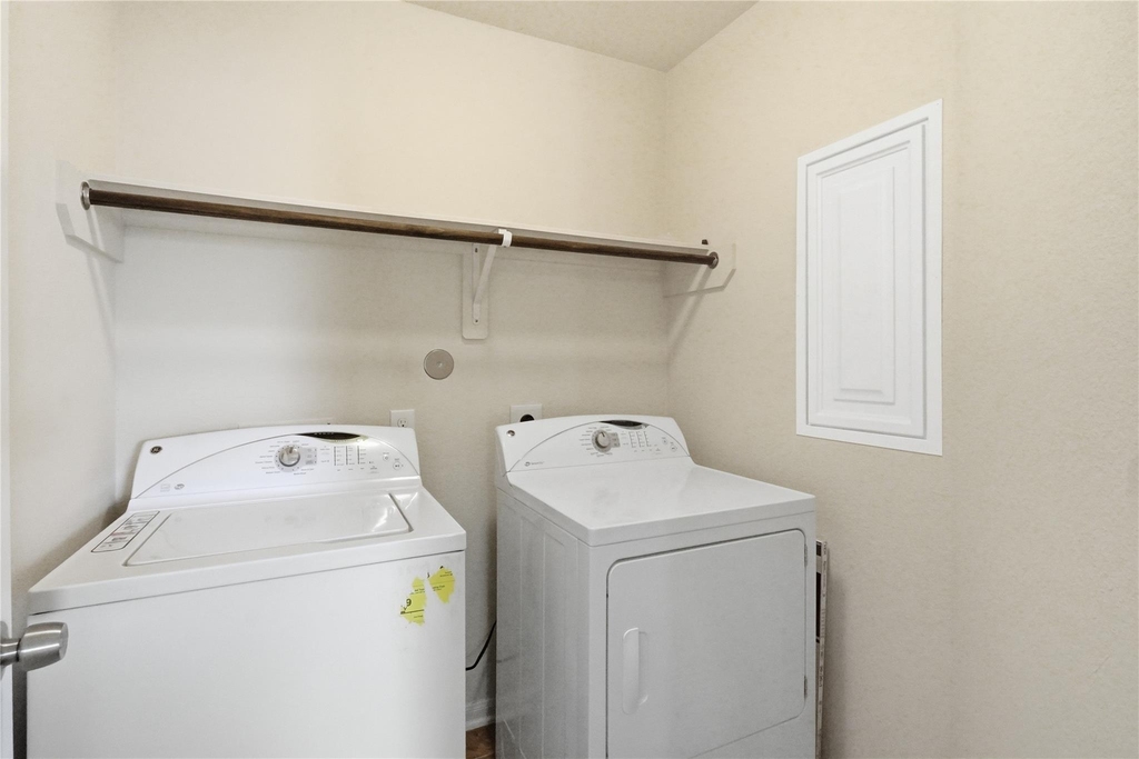 12530 Greencanyon Dr - Photo 31