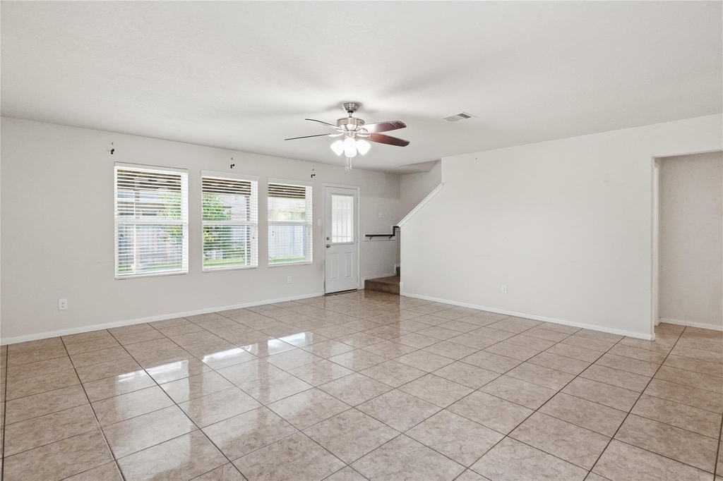 12530 Greencanyon Dr - Photo 3