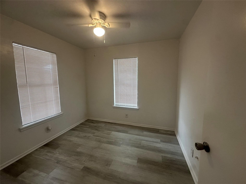 515 Margil Street - Photo 3