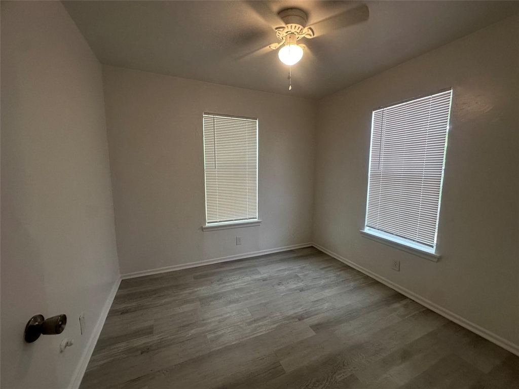 515 Margil Street - Photo 6