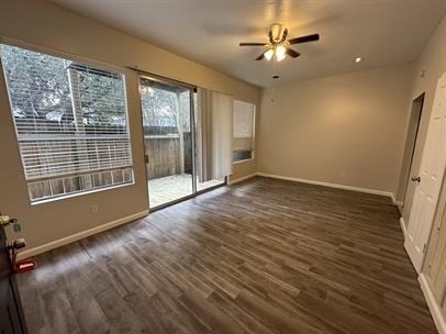 406 Hawthorne St Street - Photo 0