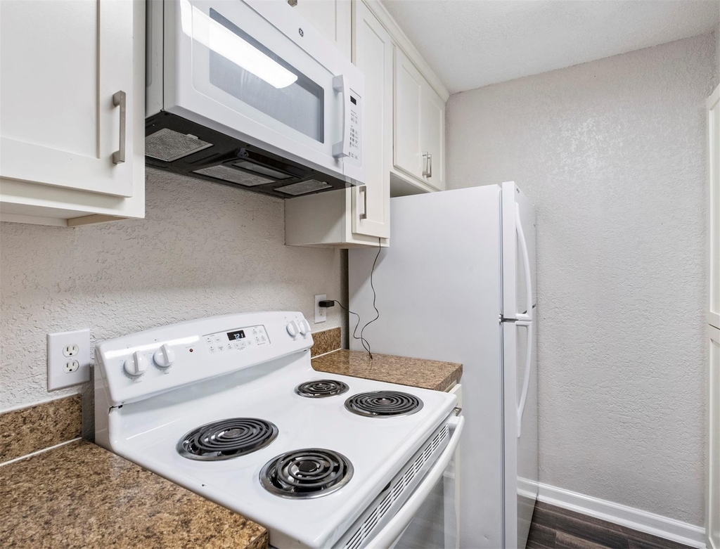 12500 Sandpiper Drive - Photo 5